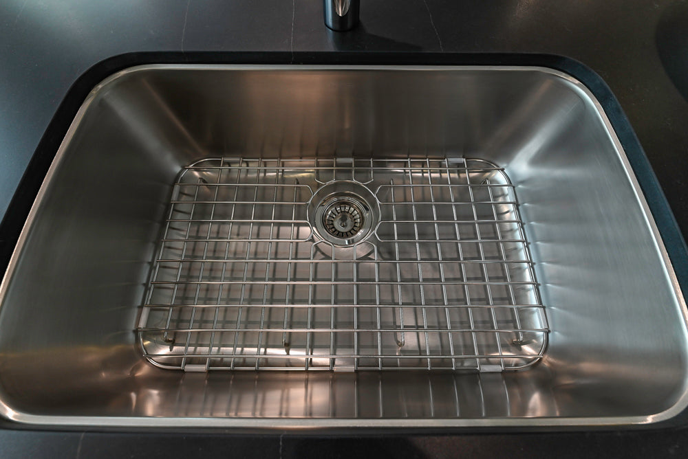 Aster Cucine Modern Lacquered with Metallic Finish Kitchen & Island