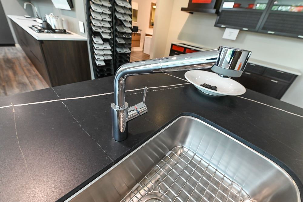 Aster Cucine Modern Lacquered with Metallic Finish Kitchen & Island