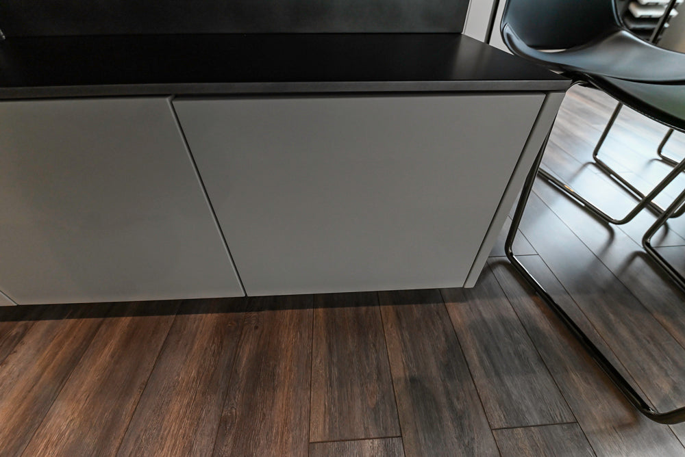 Aster Cucine Modern Lacquered with Metallic Finish Kitchen & Island