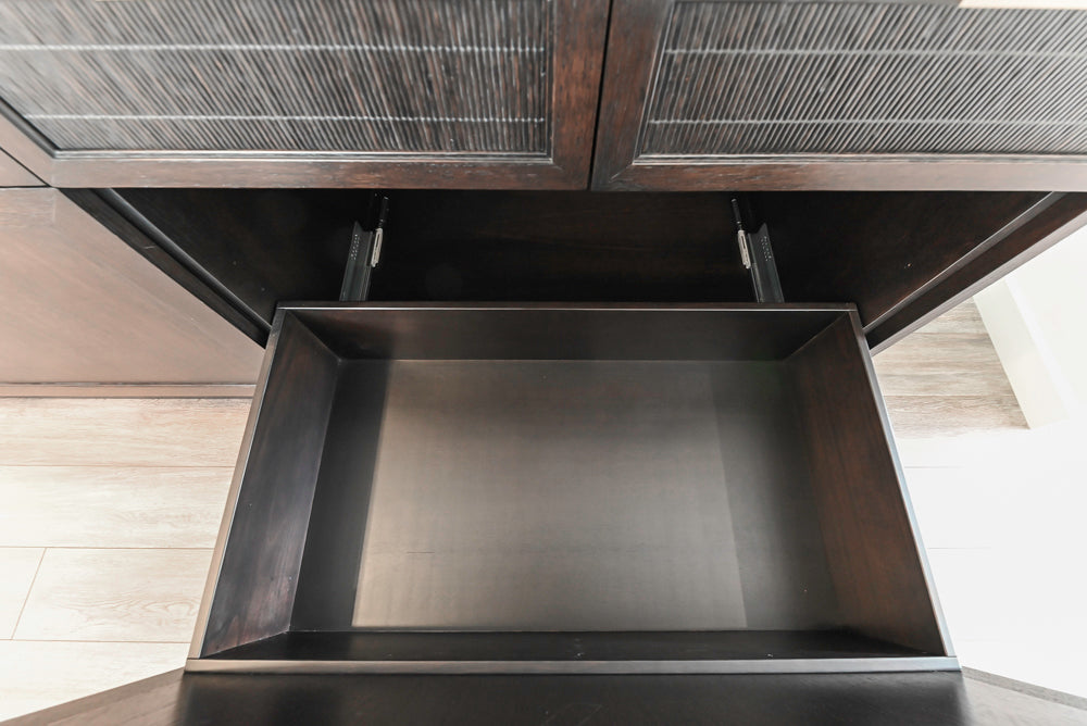 Bamax Transitional Solid Oak Cooking Wall with Red Bamboo Fronts