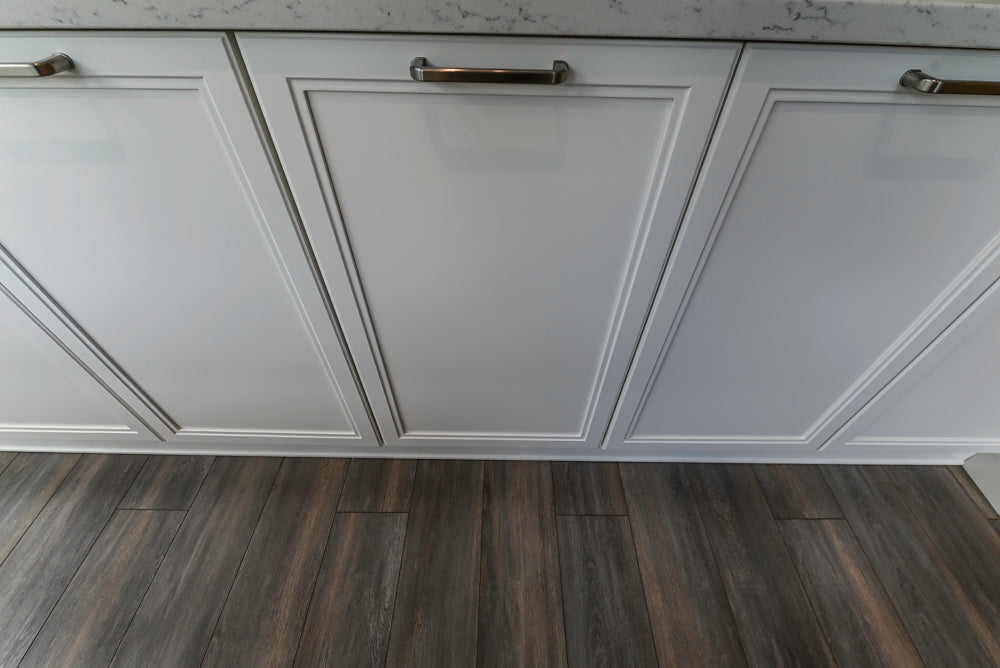 Aster Cucine Transitional White & Wood Kitchen with Island