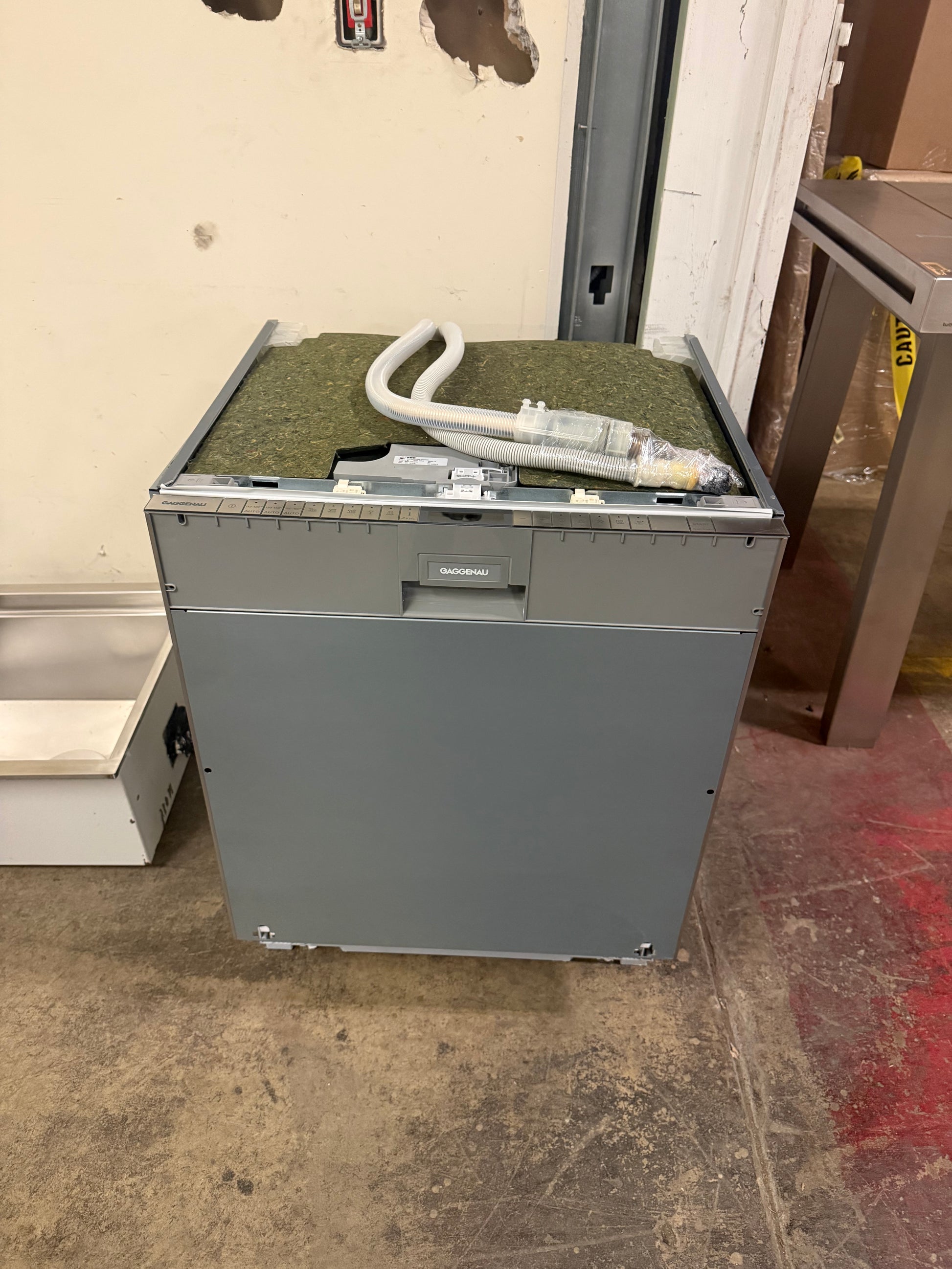 Gaggenau DF280760 24" Panel Ready Dishwasher