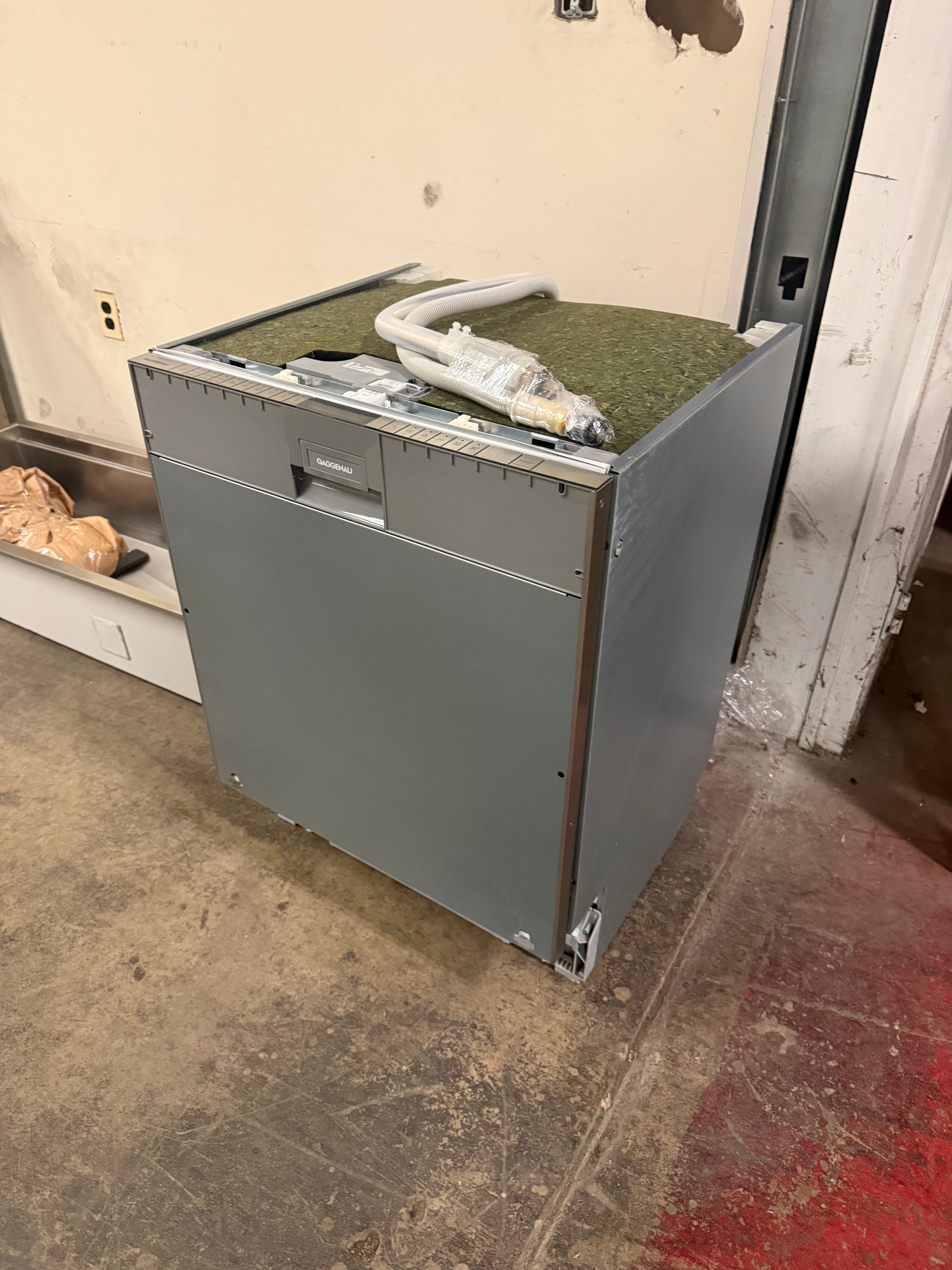 Gaggenau DF280760 24" Panel Ready Dishwasher