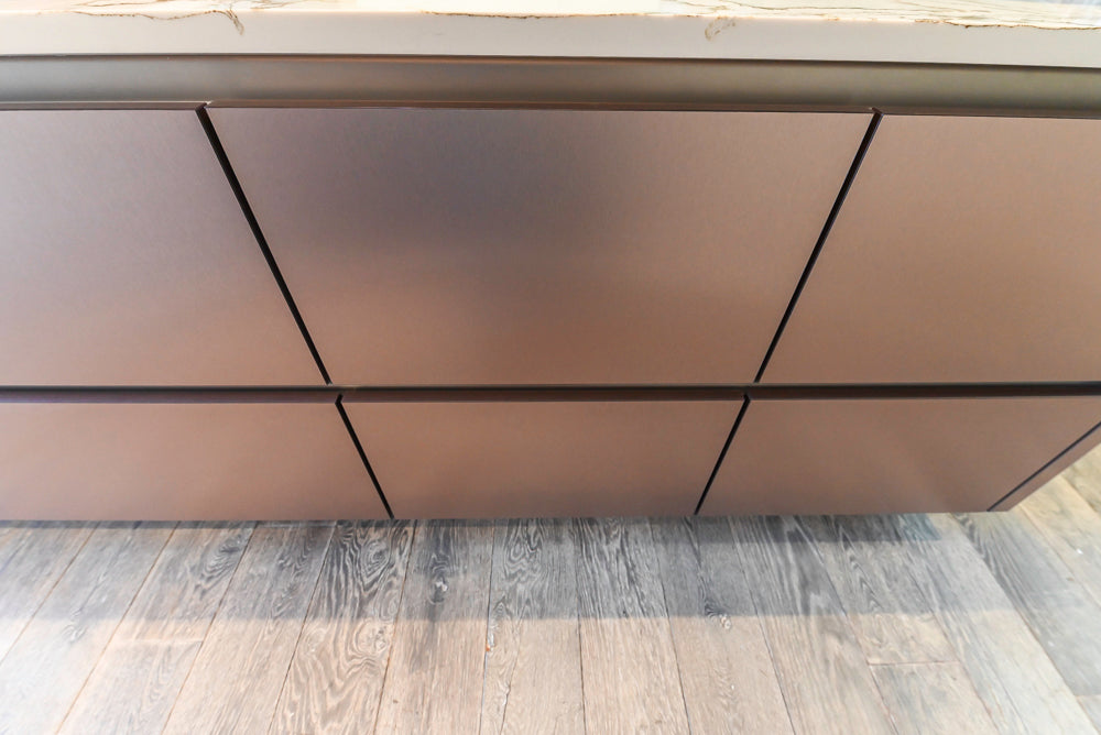 SieMatic S2 Modern Rose Gold Handleless Island with Lotus White Hideaway Pantry | photo 93