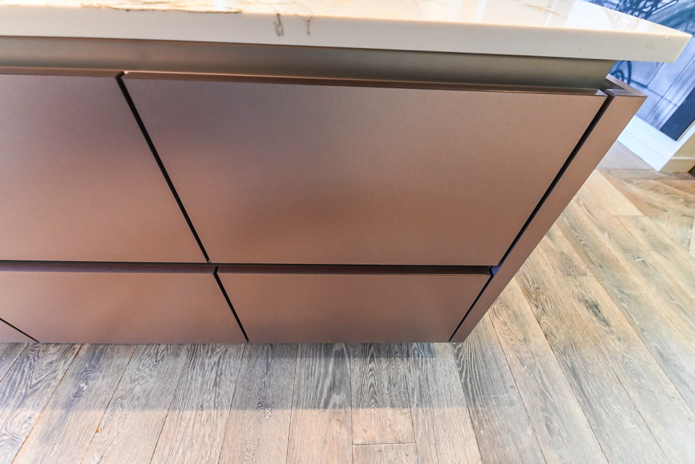 SieMatic S2 Modern Rose Gold Handleless Island with Lotus White Hideaway Pantry | photo 97