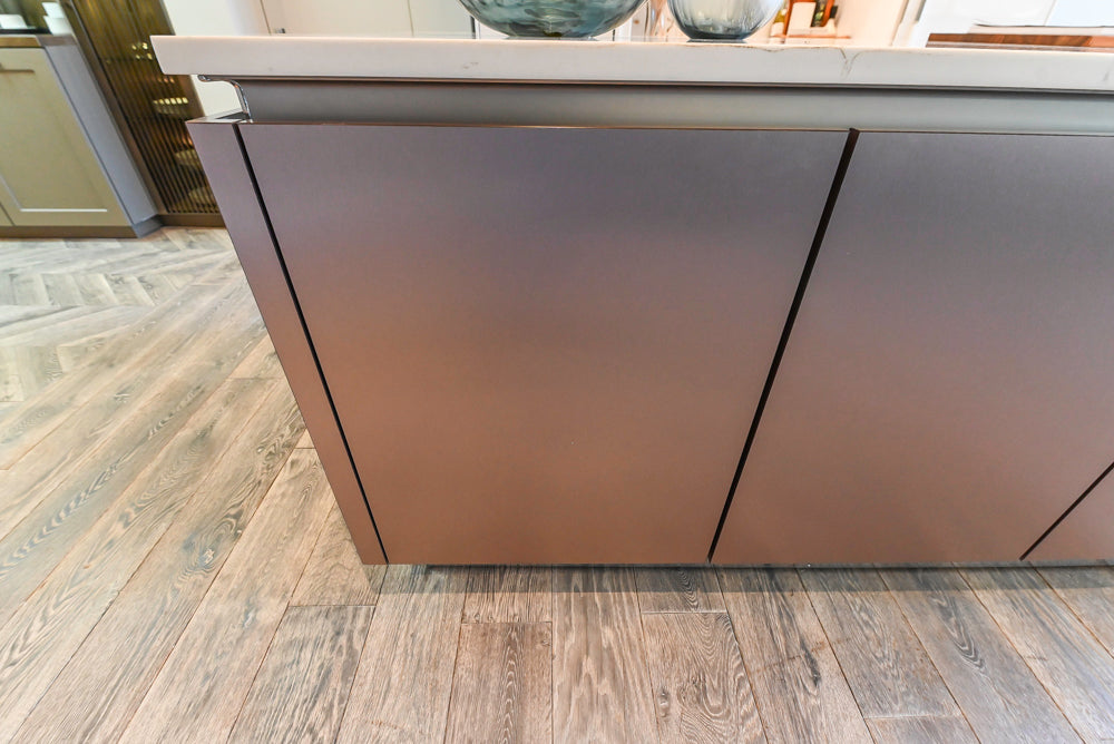 SieMatic S2 Modern Rose Gold Handleless Island with Lotus White Hideaway Pantry | photo 101