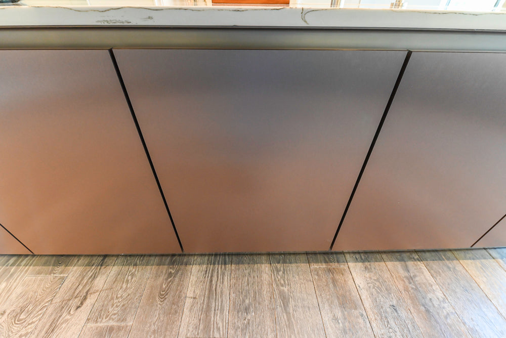 SieMatic S2 Modern Rose Gold Handleless Island with Lotus White Hideaway Pantry | photo 105