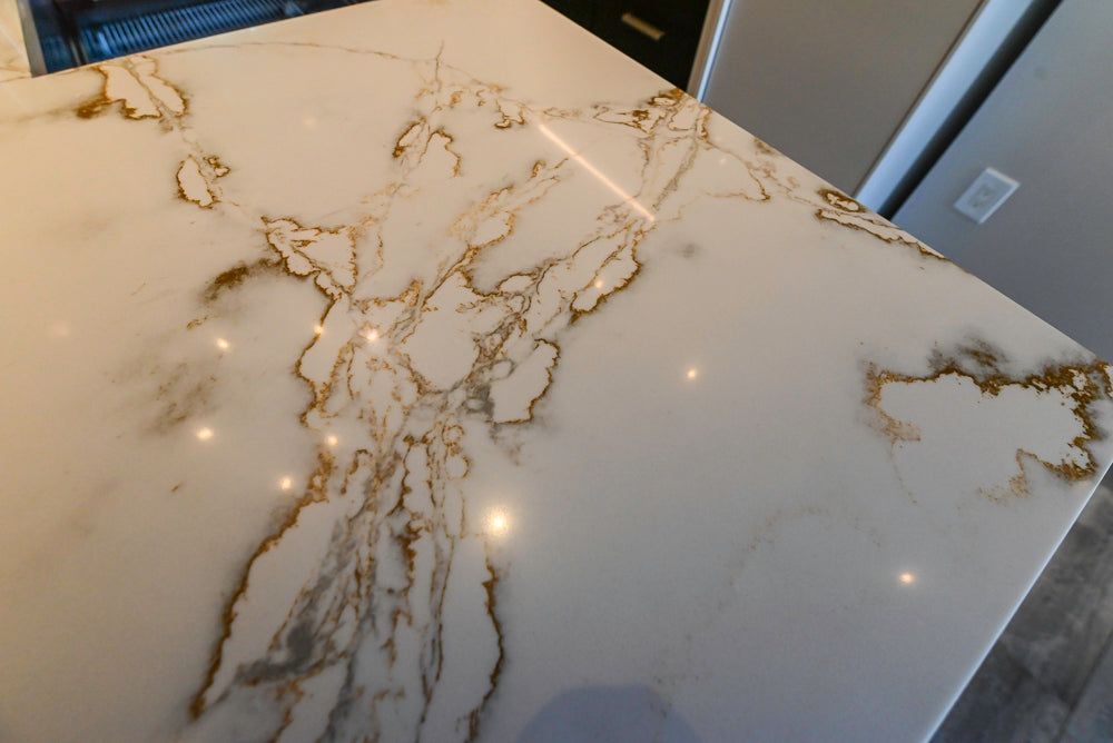 SieMatic S2 Modern Rose Gold Handleless Island with Lotus White Hideaway Pantry | photo 111