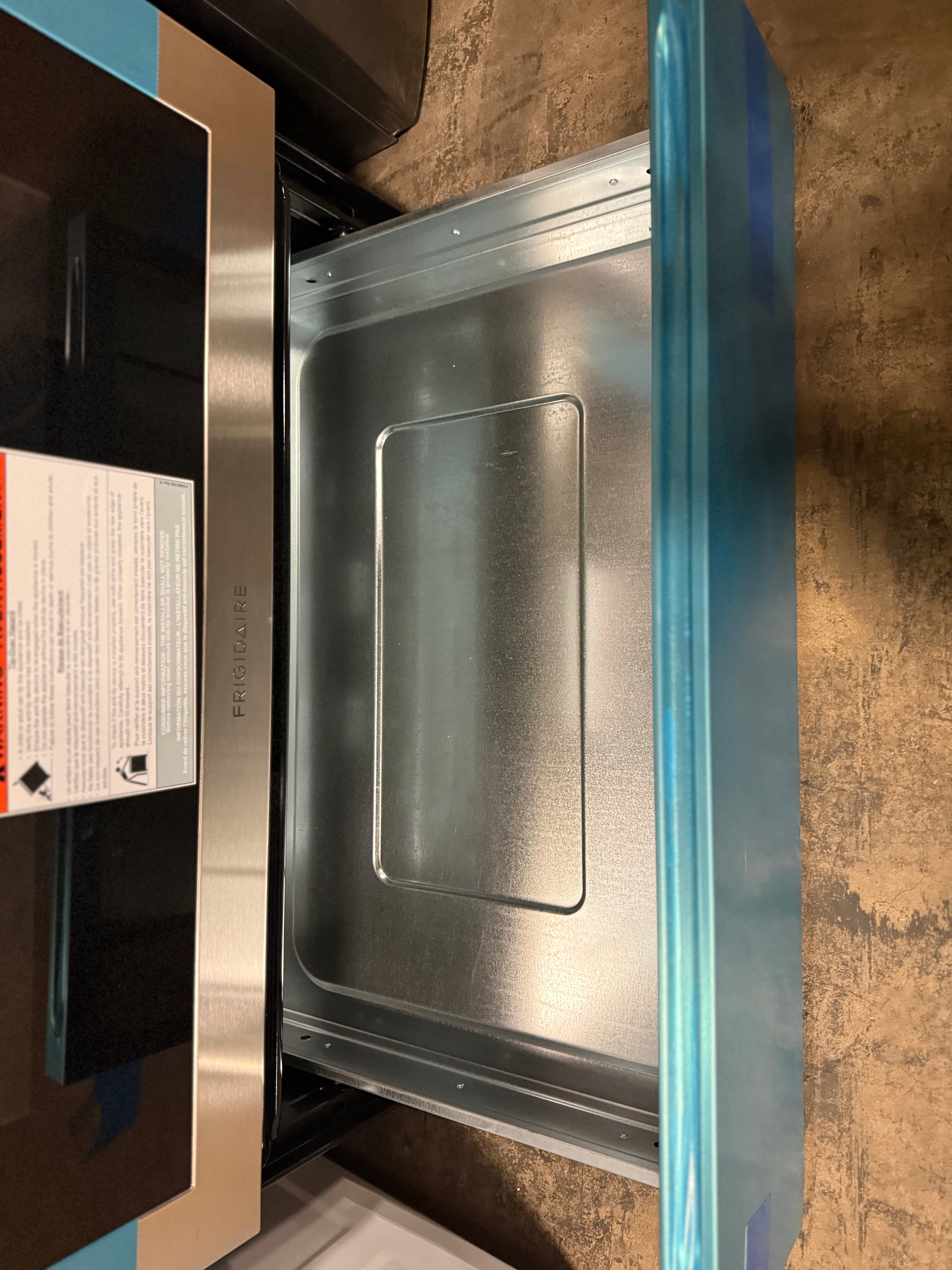 Frigidaire FCFI3083AS 30" Stainless Steel Freestanding Induction Range