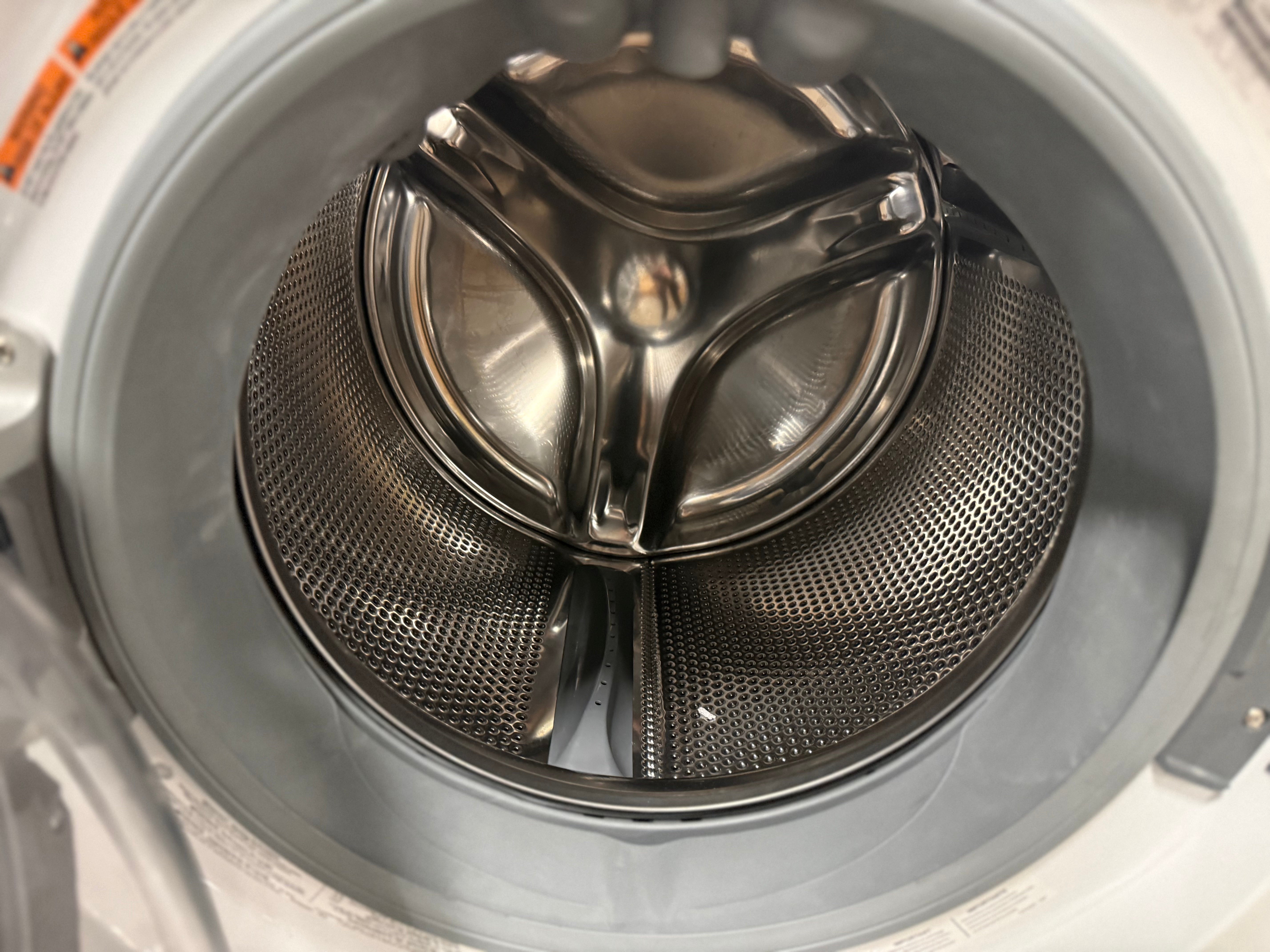 Electrolux ELFW7437AW 27" White Front Load Washer