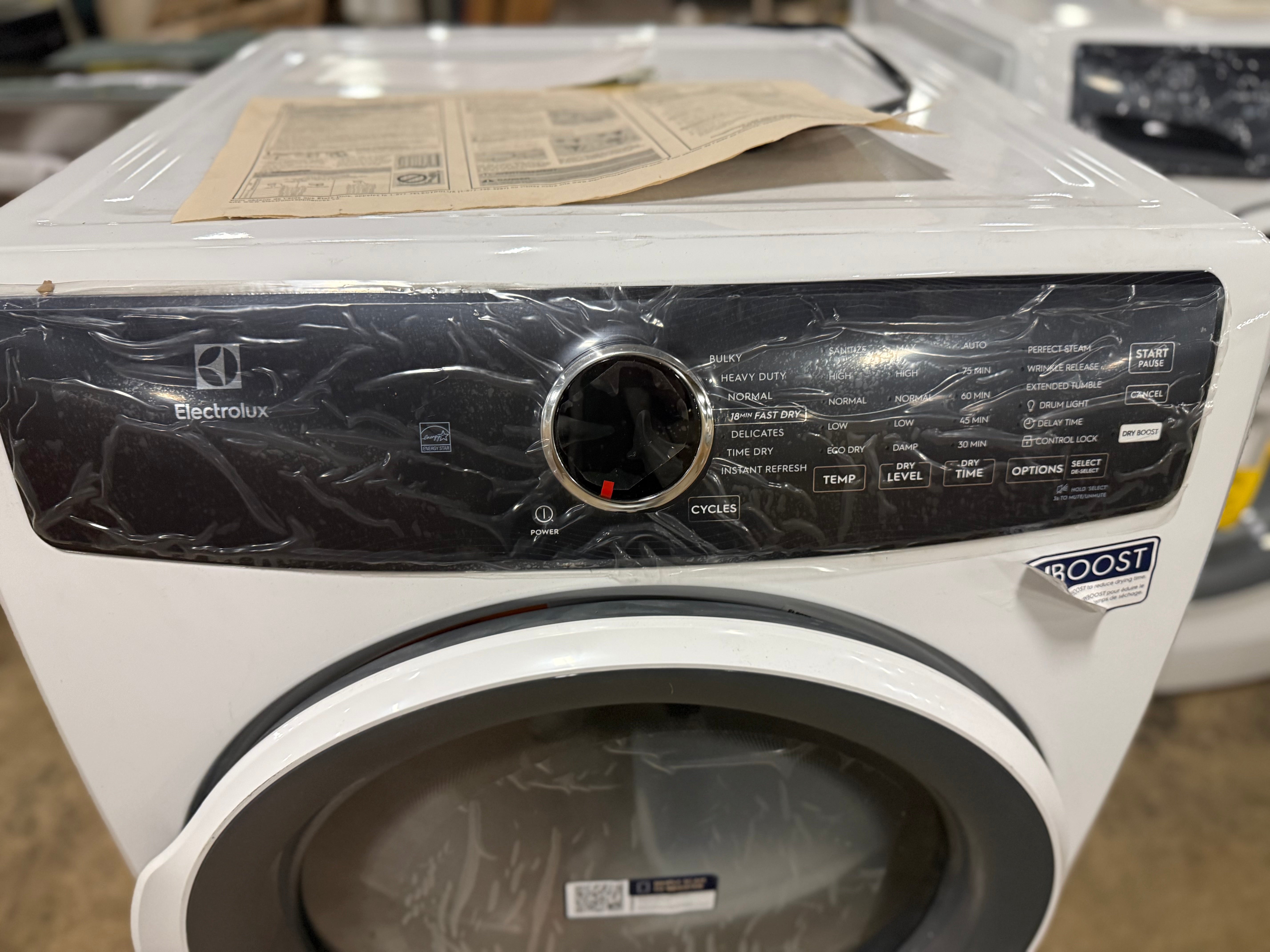 Electrolux ELFG7437AW 27" White Gas Dryer