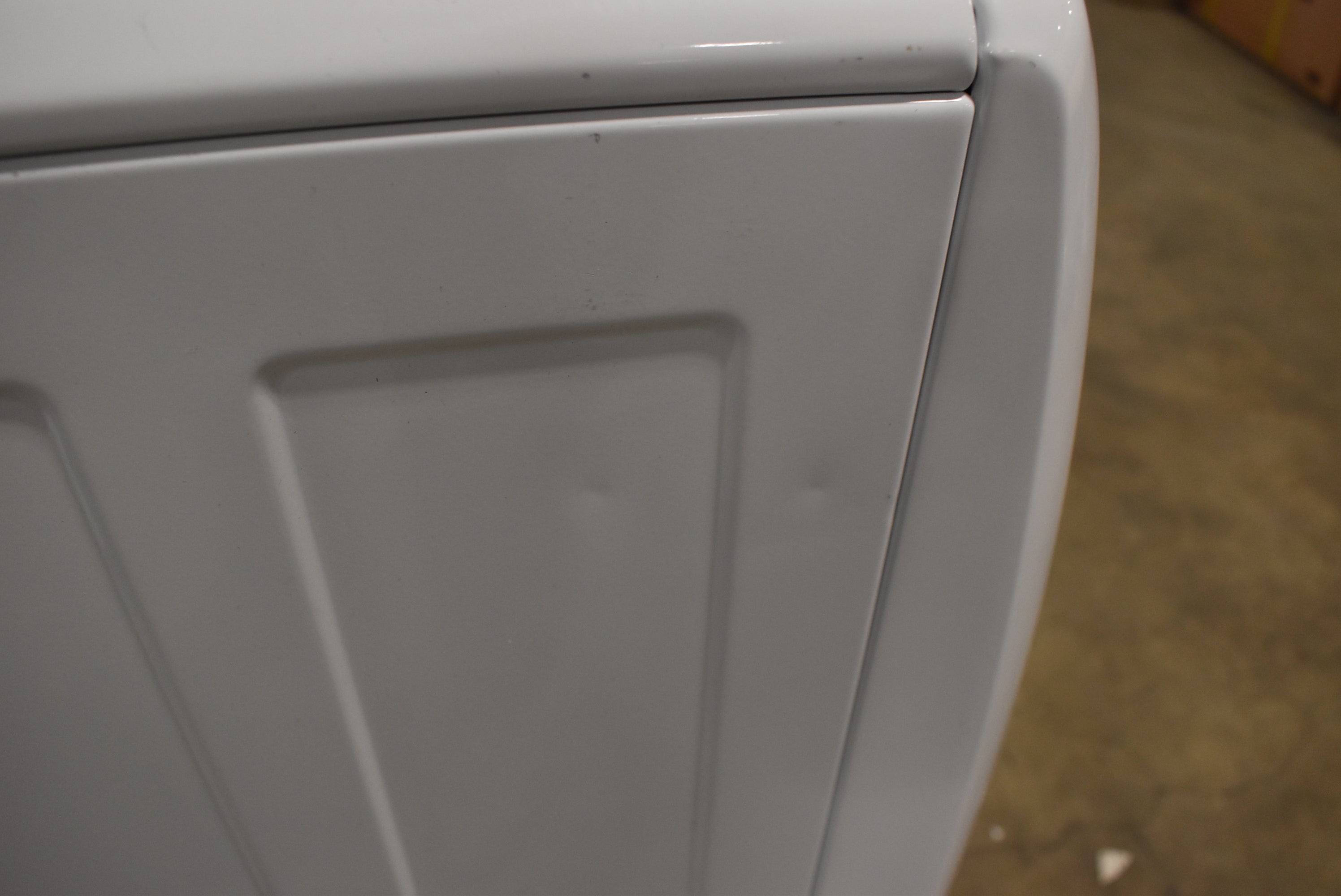 Electrolux ELFG7437AW 27" White Gas Dryer