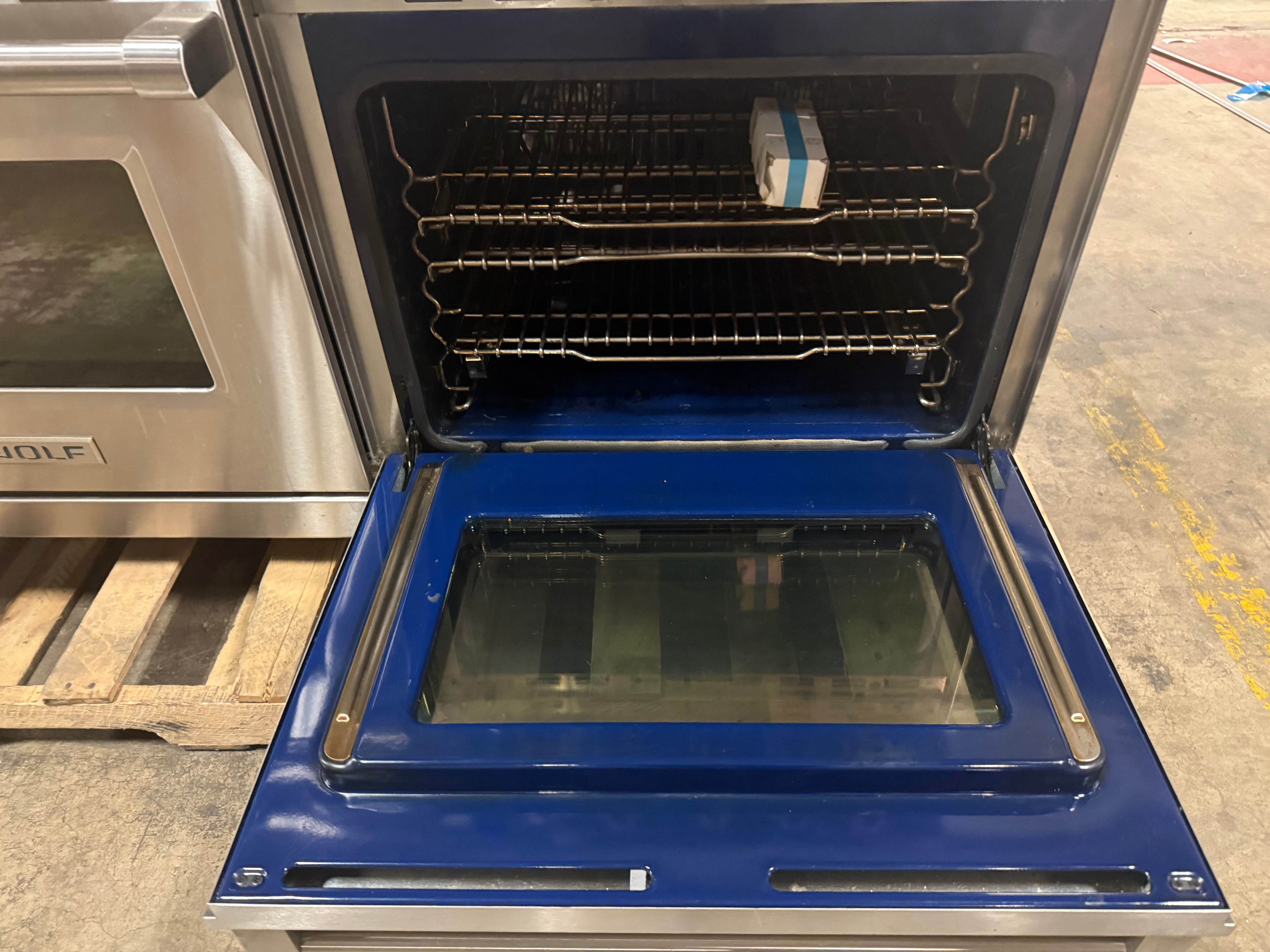 Wolf DF606CG 60" Stainless Steel Dual Fuel Range