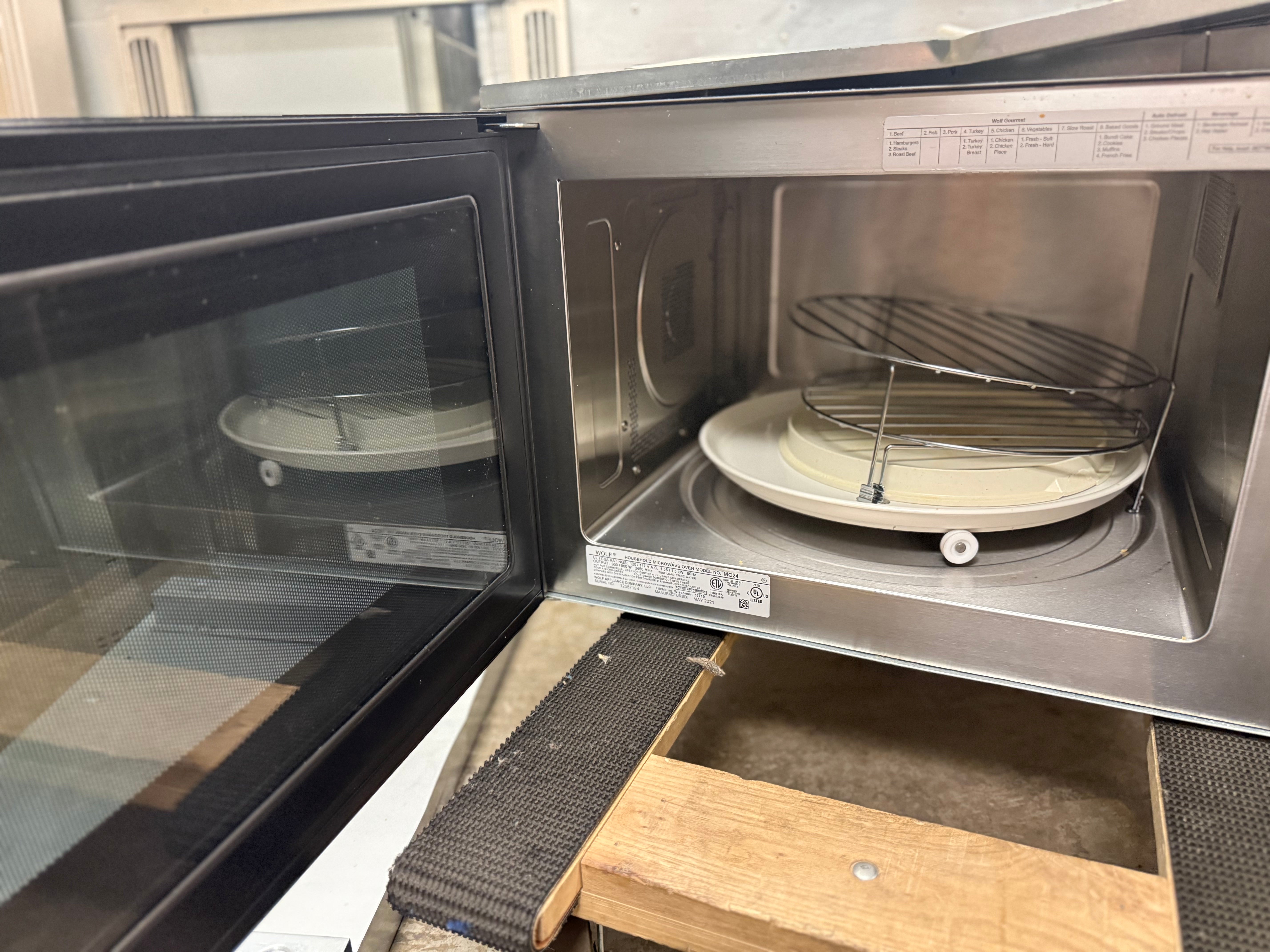 Wolf MC24 24" Black Countertop Microwave