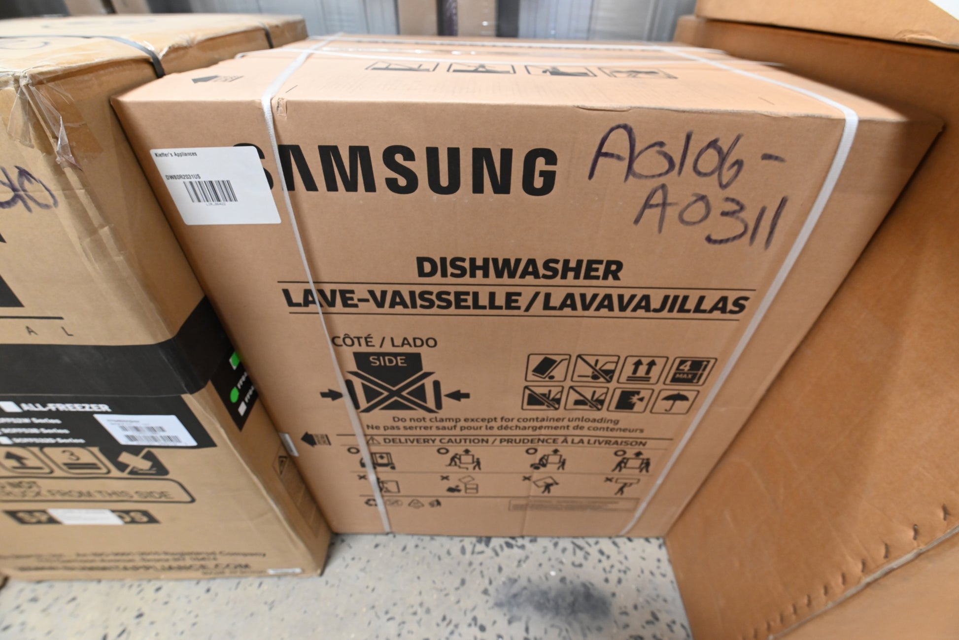 Samsung DW80R2031US 24" Stainless Steel Dishwasher