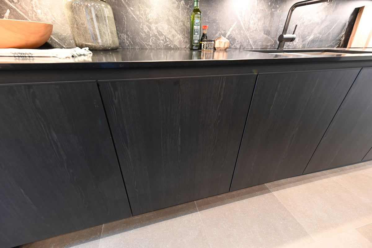 SieMatic Modern Black Kitchen with Island & Miele Appliances | photo 60
