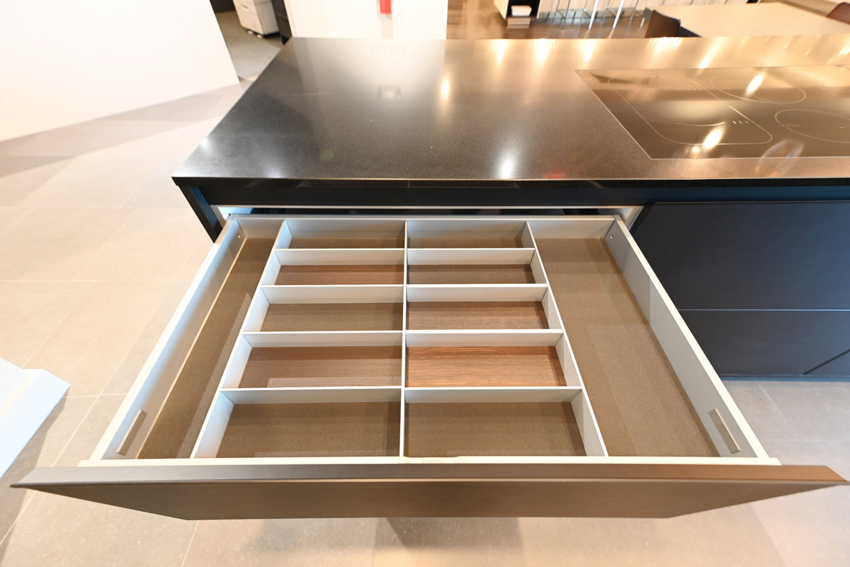 SieMatic Modern Black Kitchen with Island & Miele Appliances | photo 78