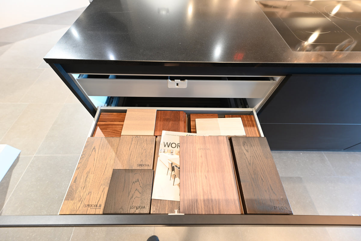 SieMatic Modern Black Kitchen with Island & Miele Appliances | photo 79