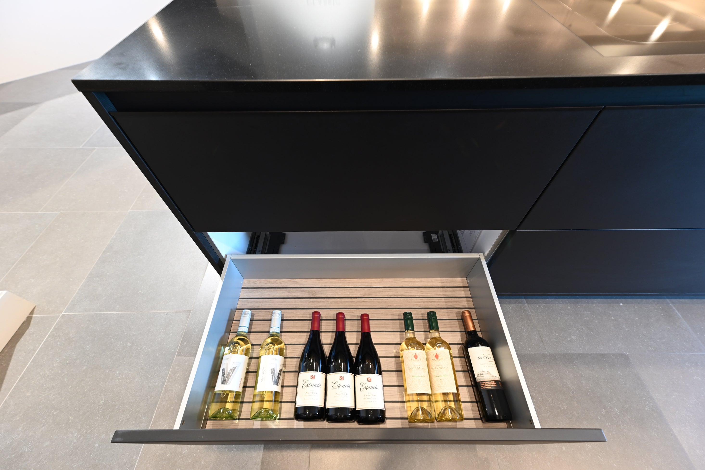 SieMatic Modern Black Kitchen with Island & Miele Appliances