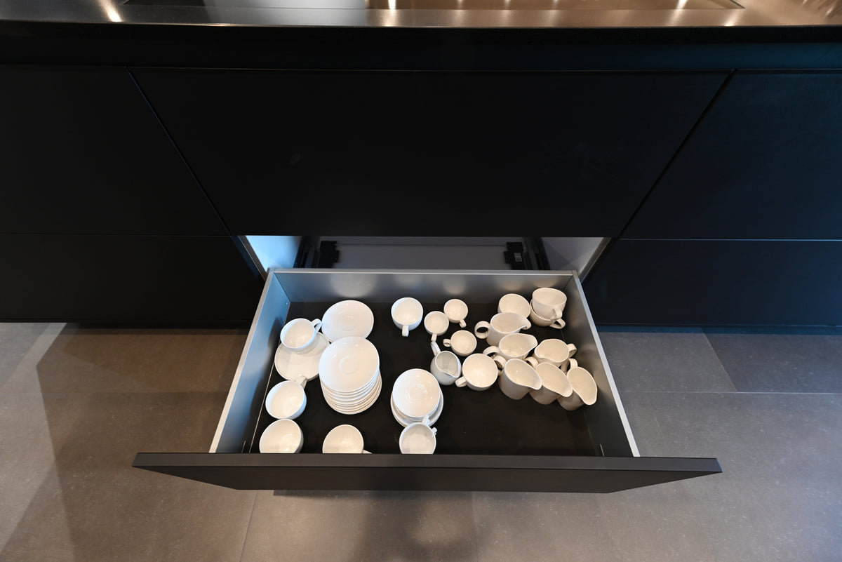 SieMatic Modern Black Kitchen with Island & Miele Appliances | photo 85