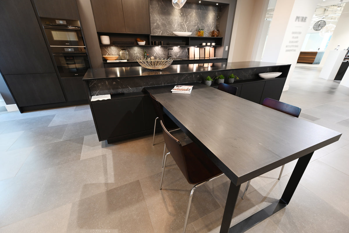 SieMatic Modern Black Kitchen with Island & Miele Appliances | photo 94