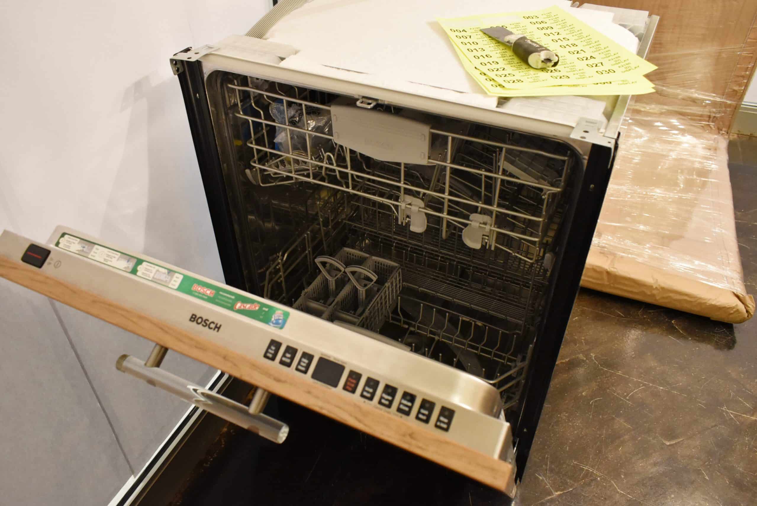 Downsview Olivewood Smooth Wood Modern Showroom Display Kitchen