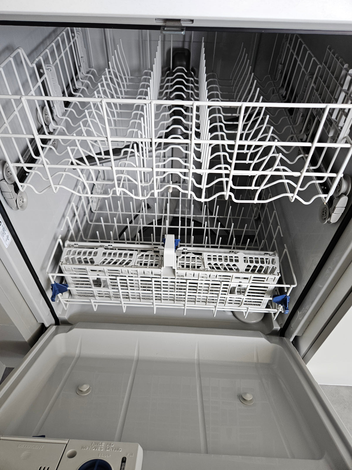 Wren Autograph Ash Grey Silk Kitchen