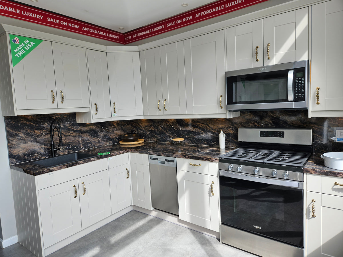 Wren Shaker Classic Cashmere Matte Kitchen