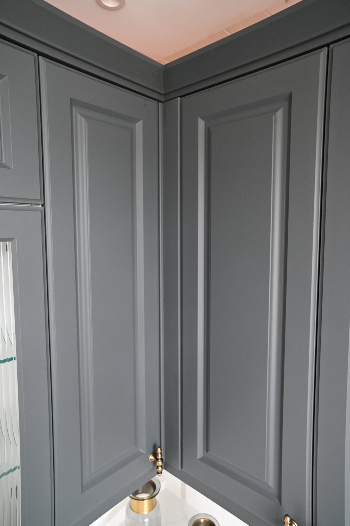 Wren Georgian Juratek Forest Green Matte Kitchen