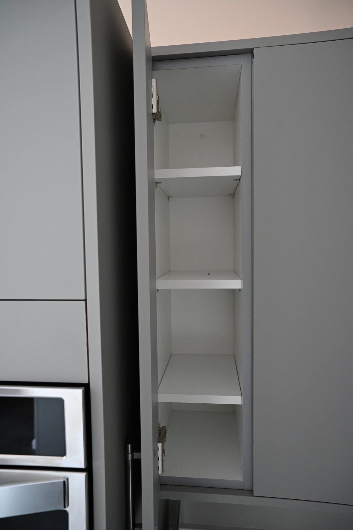 Wren Autograph Ash Grey Silk Kitchen