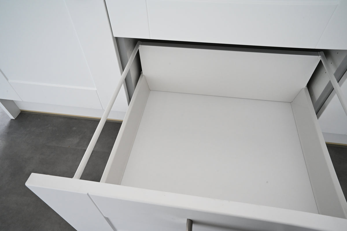 Wren Shaker Classic White Matte Kitchen