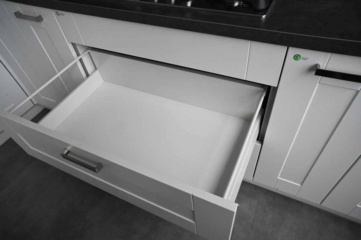 Wren Shaker Classic White Matte Kitchen