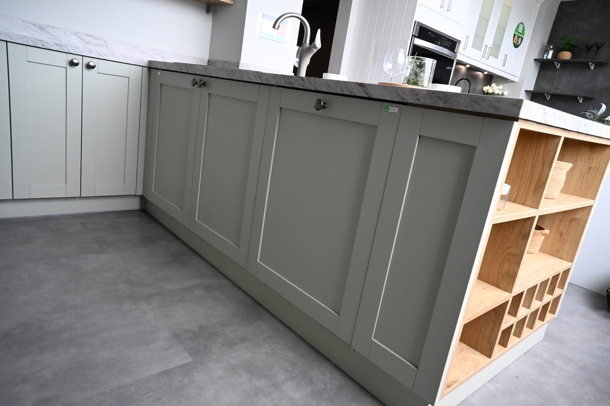 Wren Shaker Forest Classic Thyme Grain Kitchen