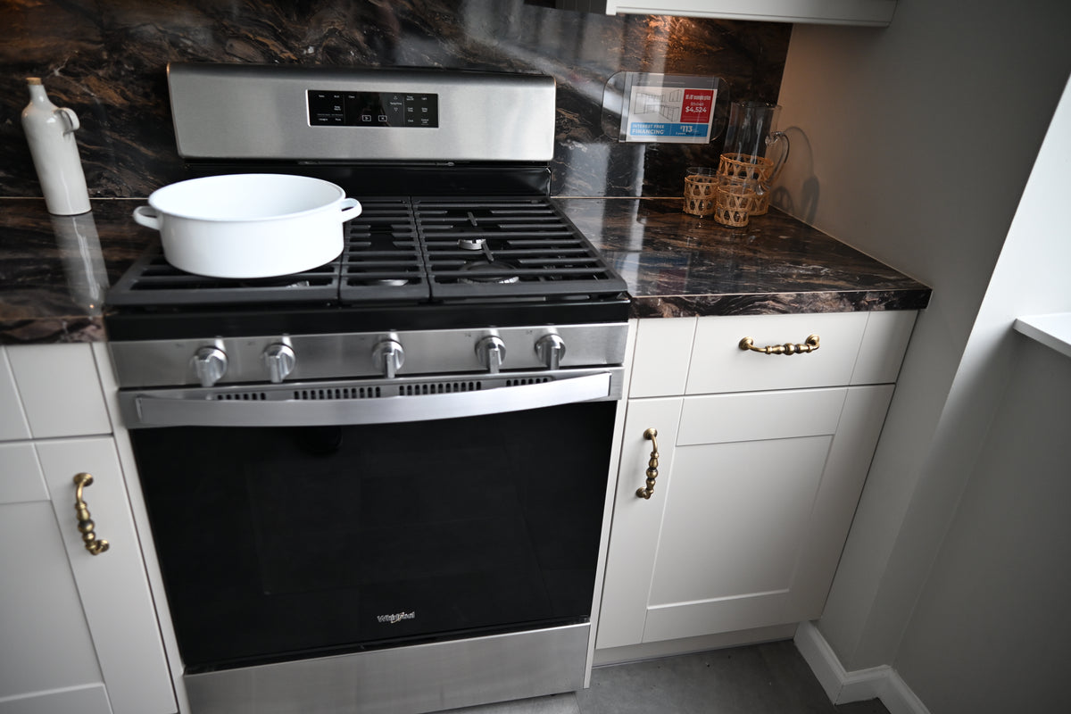 Wren Shaker Classic Cashmere Matte Kitchen