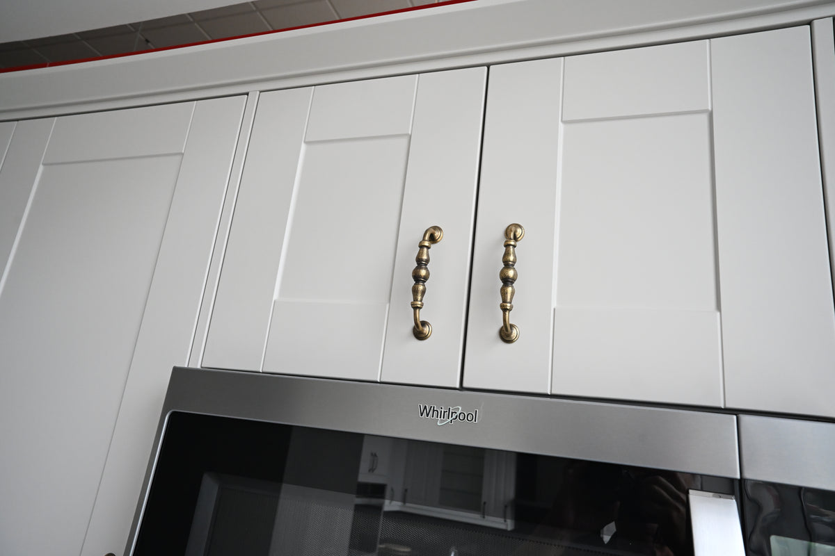 Wren Shaker Classic Cashmere Matte Kitchen