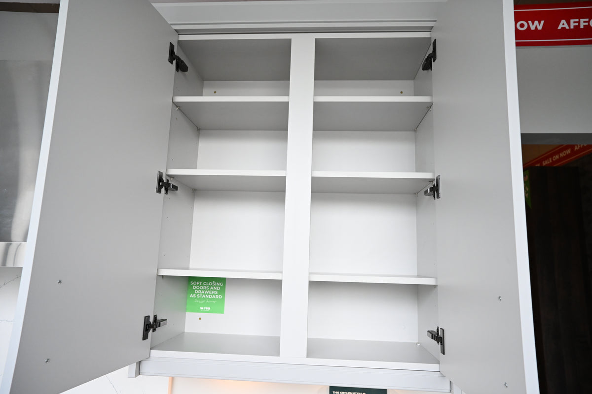 Wren Shaker Off White Matte Kitchen with Island & Appliances