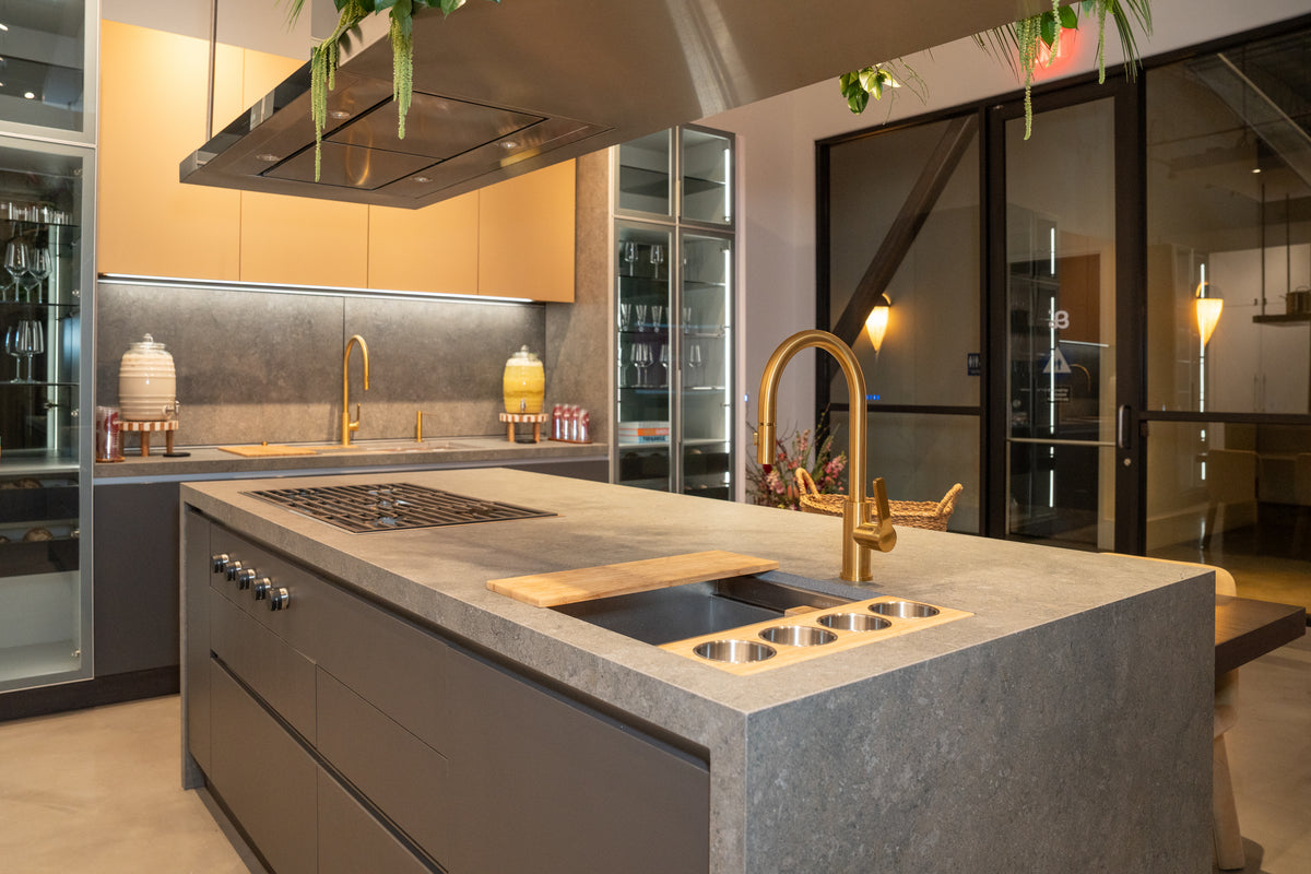 Albero modern industrial kitchen with Wolf and Sub-Zero appliances