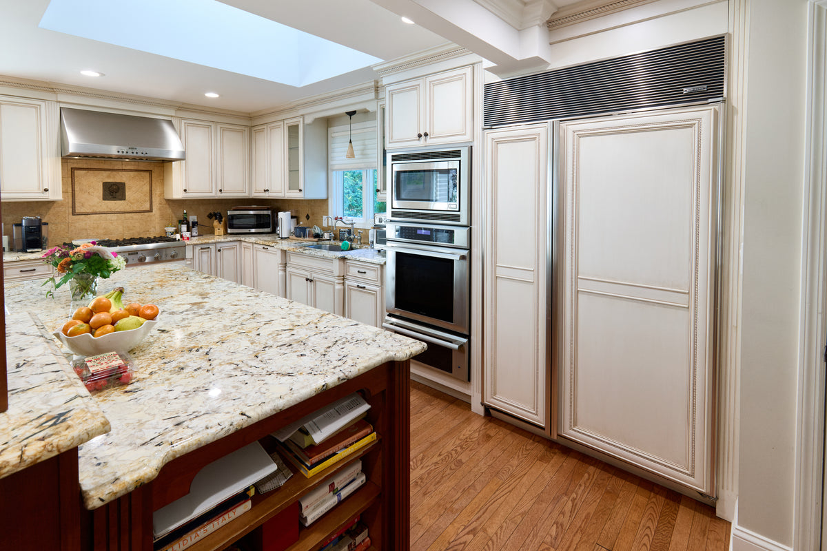 "The Chester" Traditional White Kitchen with Island, Desk Area & Appliances