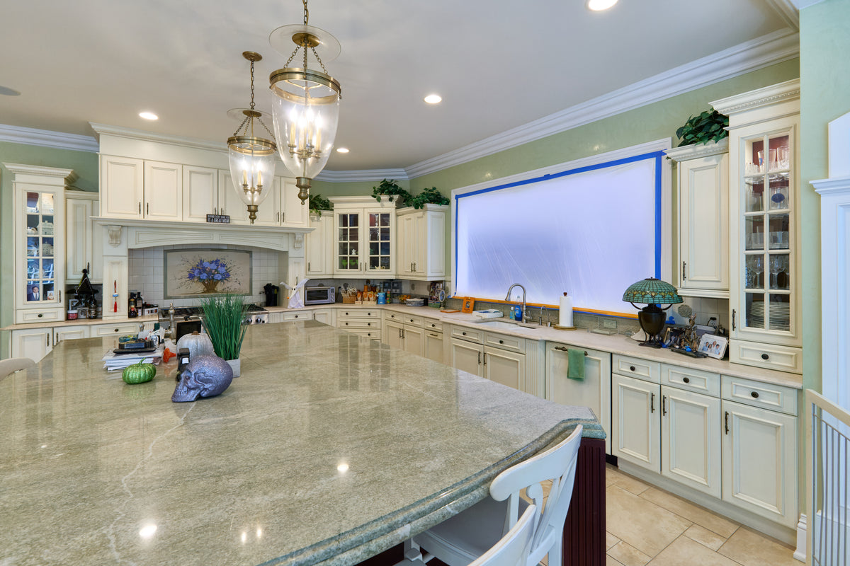 Kitchen Craft Traditional Light Cream Kitchen with Island & Appliances
