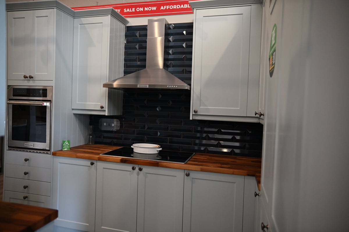 Wren Shaker Off White Matte Kitchen