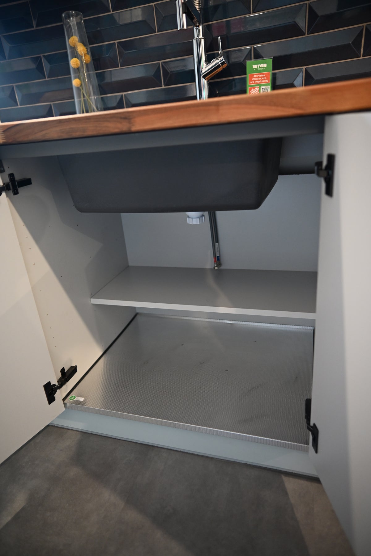 Wren Shaker Off White Matte Kitchen