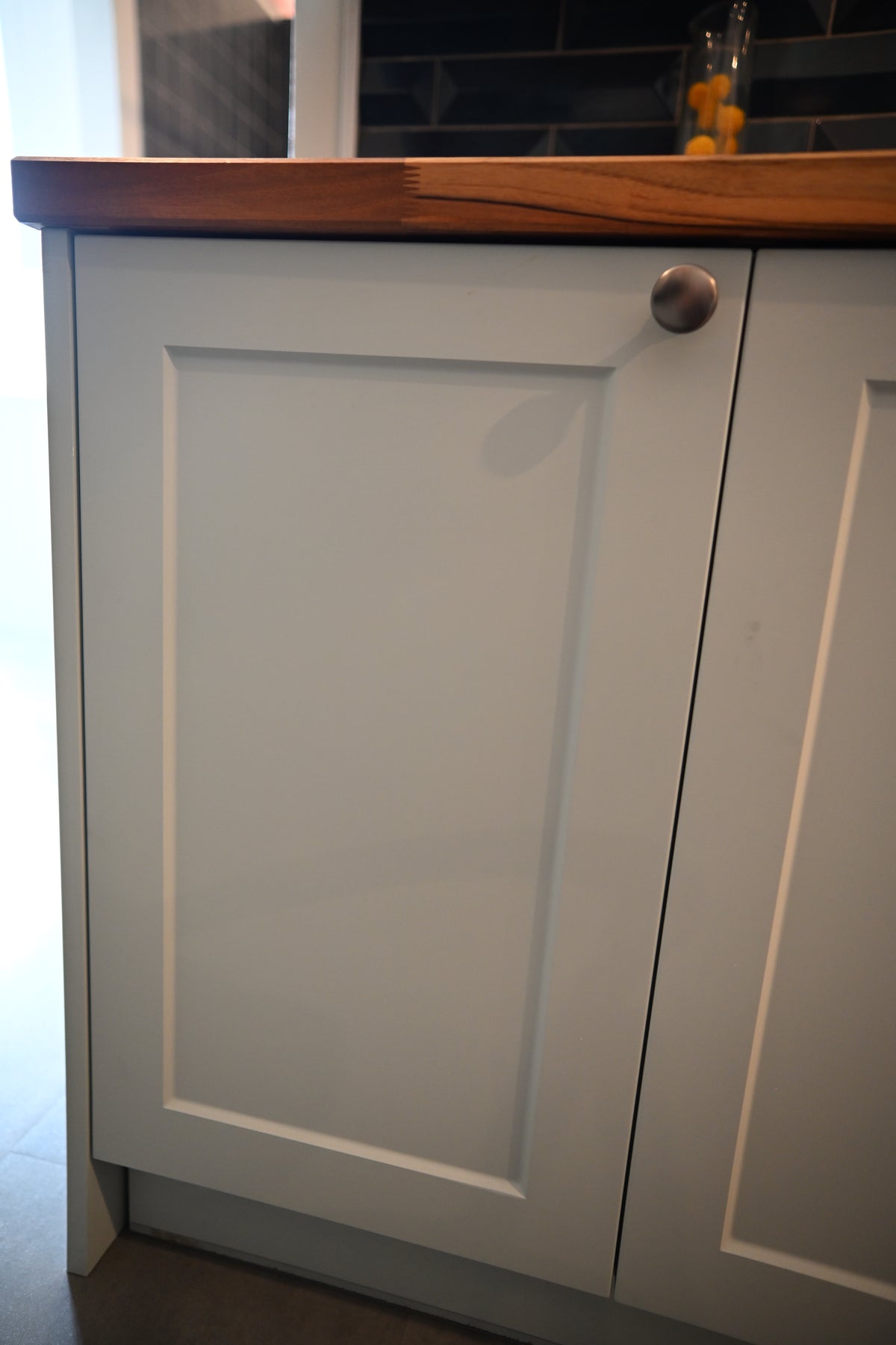 Wren Shaker Off White Matte Kitchen