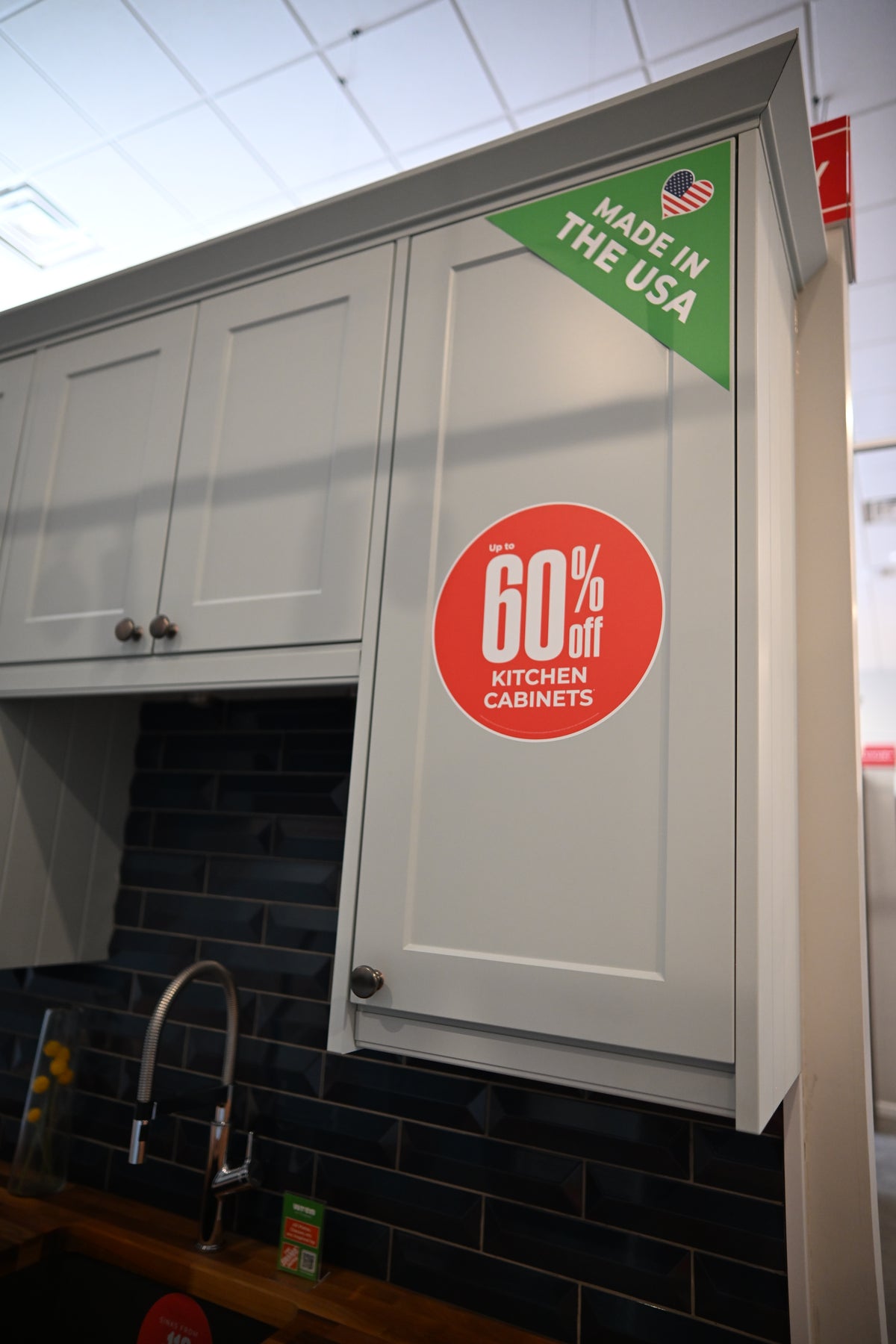 Wren Shaker Off White Matte Kitchen