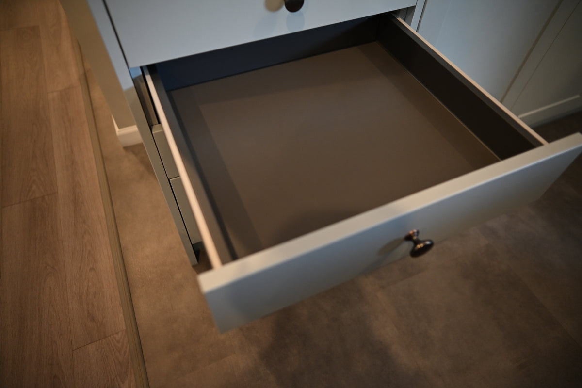 Wren Shaker Off White Matte Kitchen