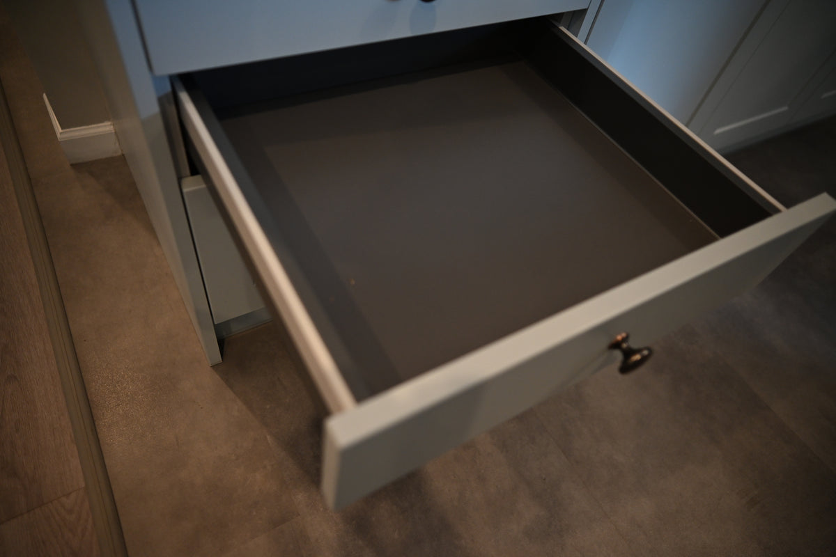 Wren Shaker Off White Matte Kitchen