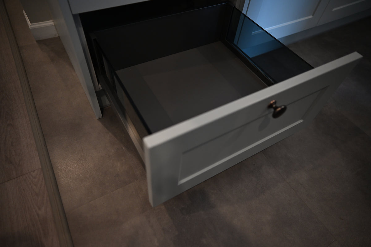 Wren Shaker Off White Matte Kitchen