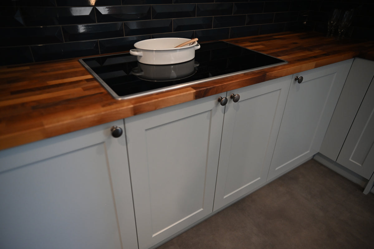 Wren Shaker Off White Matte Kitchen