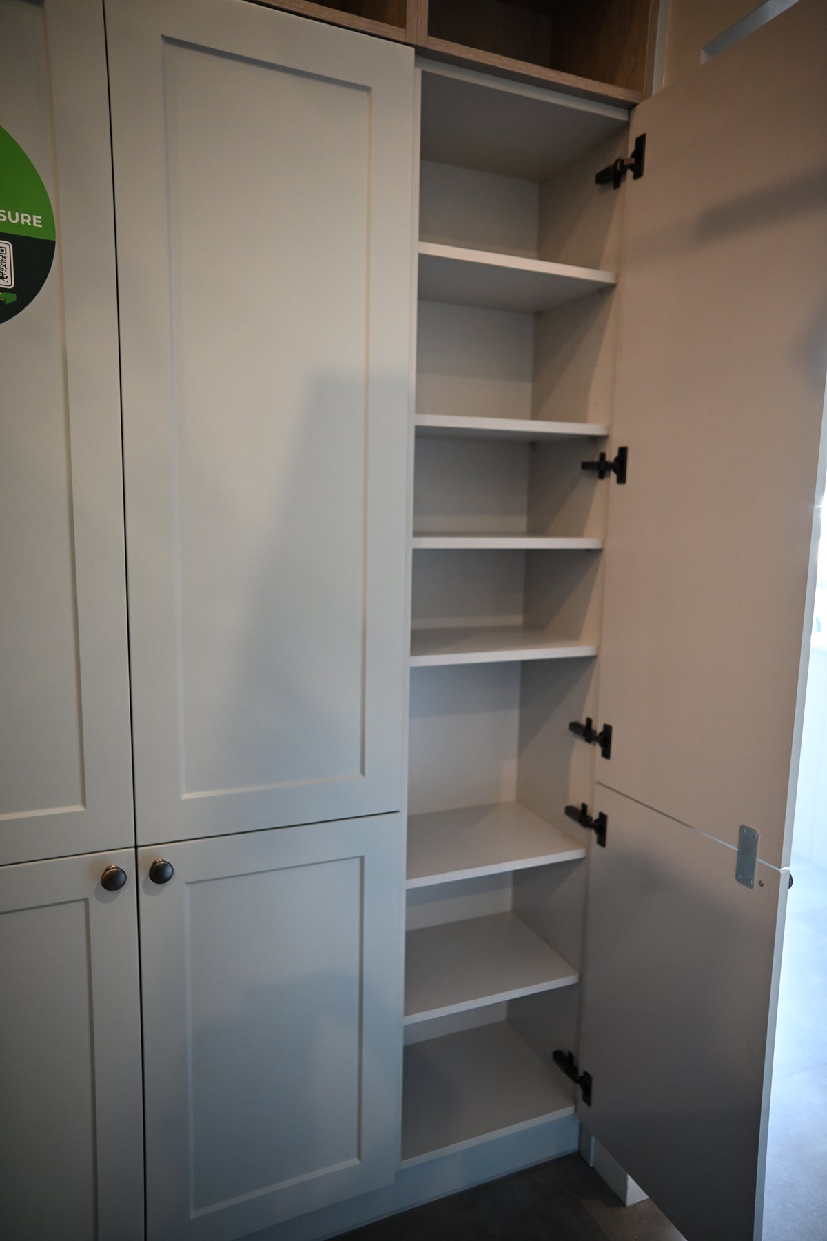 Wren Shaker Off White Matte Kitchen