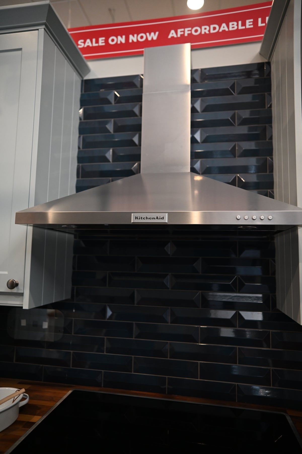 Wren Shaker Off White Matte Kitchen