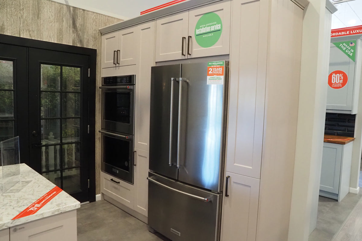 Wren Infinity Plus Shaker Chelsea Juratek Cashmere Matte Kitchen